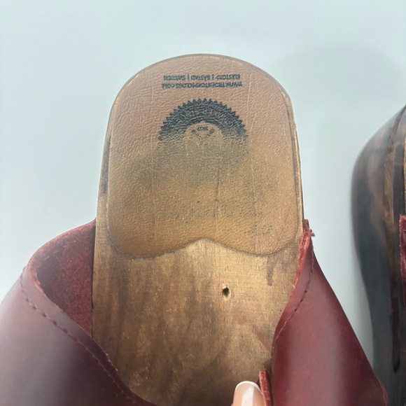 Troentorp’s Burgundy Leather Swedish Clog Sandals | EU 40 (US 9.5-10) - Picture 6 of 16